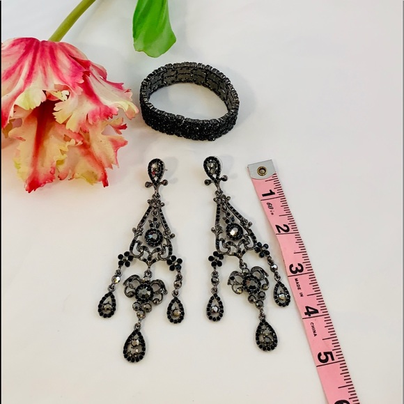 Glamorous Night Out Black Stone Bracelet Earrings - Picture 3 of 8